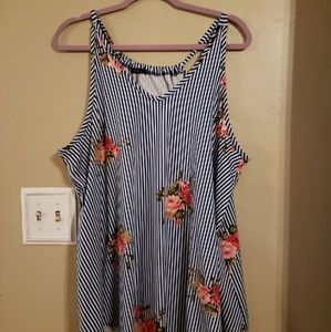 SOLD🛑striped shark bite top